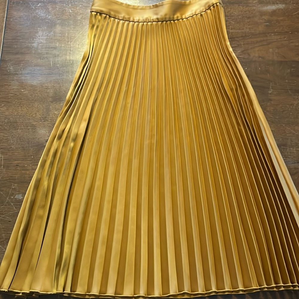 Sezane Dino Skirt in Ochre